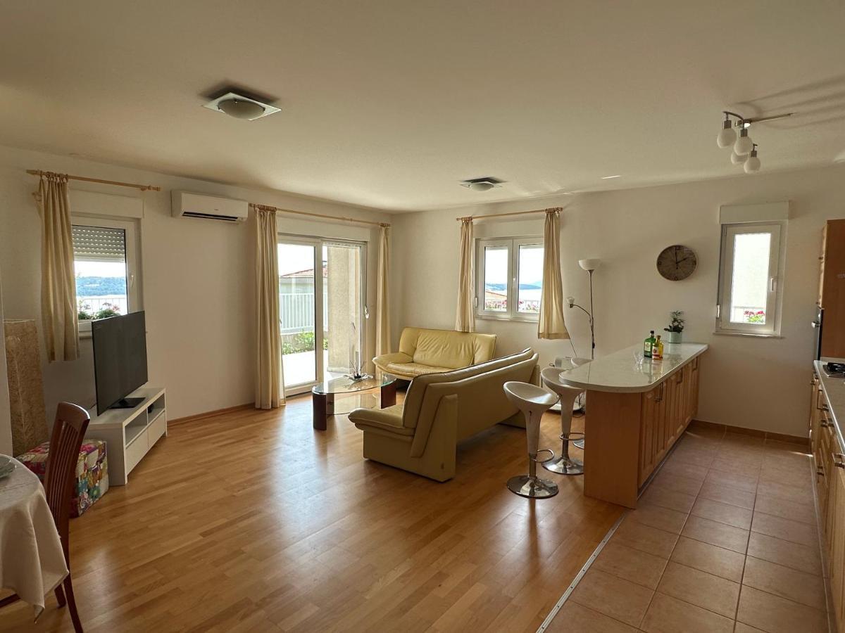 Aurora Luxury Apartment トロギール エクステリア 写真