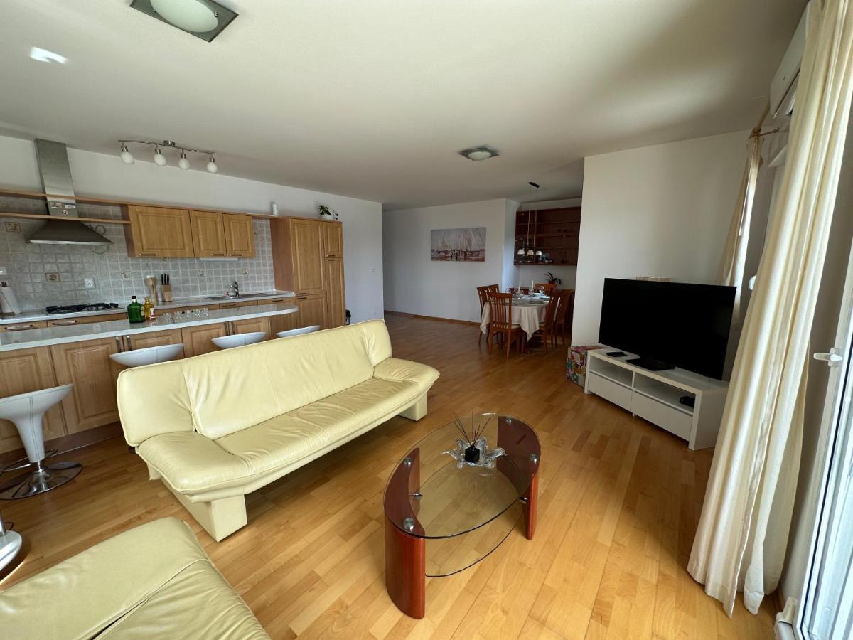 Aurora Luxury Apartment トロギール エクステリア 写真